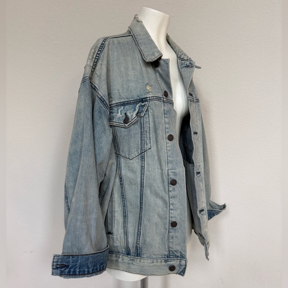 Free People Light Blue Oversized Trucker Denim Jacket - Picture 2 of 9